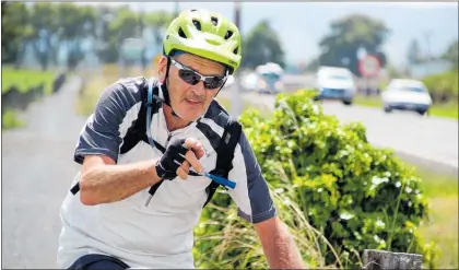  ?? PHOTO / SUPPLIED. ?? Kevin Evans of Athenree, 70, cycled 3000km across New Zealand.