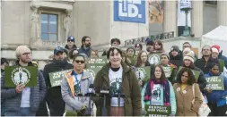  ?? TERRENCE ANTONIO JAMES/CHICAGO TRIBUNE ?? Field Museum workers and other officials gather outside the museum in Chicago on Nov. 15 after announcing the effort to unionize.