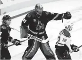  ?? ROB SCHUMACHER/THE REPUBLIC ?? Goalie Darcy Kuemper (35) and the Coyotes host the Kings on Thursday.