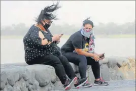  ?? KESHAV SINGH/HT ?? Residents enjoying the weather at Sukhna Lake in Chandigarh on Thursday.