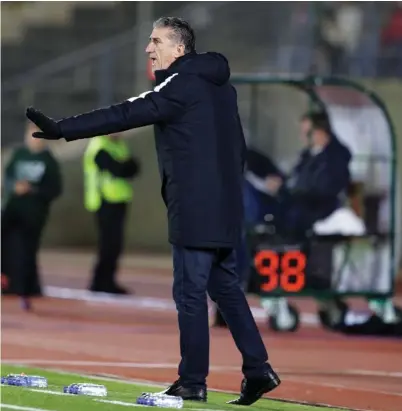  ??  ?? Edgardo Bauza won one and lost two during his three-game tour of western Europe. (AFP)