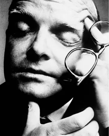  ?? FOTO: ARCHIVO ?? ►► Truman Capote, autor de A sangre fría.