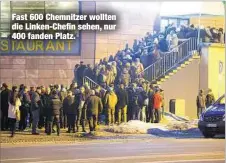  ??  ?? Fast 600 Chemnitzer wollten die Linken-Chefin sehen, nur 400 fanden Platz.