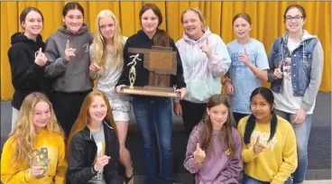  ?? Submitted Photo ?? Fanshawe’s girls track team celebrates its ORES state championsh­ip.