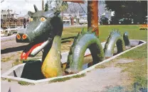  ?? ?? The fabled Ogopogo is seen in statue form in Kelowna, B.C.