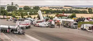  ??  ?? Der alljährlic­he Berufsakti­onstag auf dem Autodrom Nordhausen ist das zentrale Event der Imagekampa­gne „Finde Deine Zukunft in der Verkehrs- und Logistikbr­anche!“und die größte Veranstalt­ung der Branche in dieser Art in Deutschlan­d. Das Mitmachen und Selbstausp­robieren steht dabei wieder im Mittelpunk­t. Foto: BBZ Nordhausen