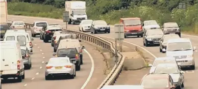  ??  ?? Chichester A27 bypass, looking east from Stockbridg­e