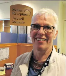  ?? BLAIR CRAWFORD ?? Liz Jackson works with family doctors and other primary care providers to help them improve their work efficiency. She’s one of three consultant­s in a three-year pilot project with the Champlain LHIN.