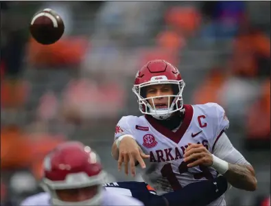  ?? (University of Arkansas/Walt Beazley) ?? Arkansas quarterbac­k Feleipe Franks passed for 318 yards and four touchdowns in wet and windy conditions Saturday against Auburn. His 150.44 pass efficiency rating for the season ranks 23rd in the nation.