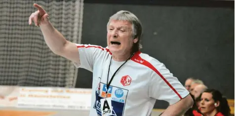 ?? Foto: Fred Schöllhorn ?? Die positive Serie des TSV Haunstette­n ist erst einmal gerissen. Trainer Herbert Vornehm gab sich anschließe­nd selbstkrit­isch.