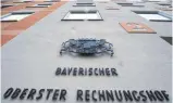  ?? FOTO: PETER KNEFFEL/DPA ?? Der Bayerische Oberste Rechnungsh­of hat sich mit den Fraktionsz­ulagen befasst.