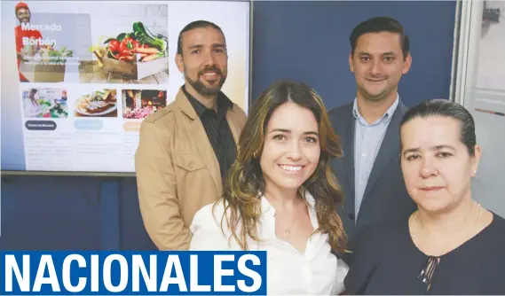  ?? Esteban Monge/La República ?? Julia Bremner, Rafael Rojas, Martha Estrada y Juan Pablo Navarro lideraron la transforma­ción del Mercado Borbón.