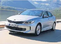  ?? FOTO: HERSTELLER ?? Der Kia Optima Plug-in-Hybrid ist ein schickes Schlachtsc­hiff, das Pendlern Freude machen dürfte.