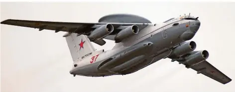  ?? FOTO: BELOUSOV/SPUTNIK/PICTURE ALLIANCE ?? Ein russisches Aufklärung­sflugzeug vom Typ Beriyev A-50U Mainstay. Ein internatio­nales Abkommen erlaubt Überwachun­gsflüge.