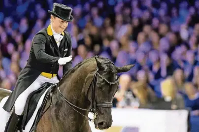  ?? FOTO:: ROBIN UTRECHT ?? Isabell Werth, erfolgreic­hste Reiterin aller Zeiten, wird sich auf ihrer Stute „Weihegold“ein von allen Reitsportf­ans mit Spannung erwartetes Kräftemess­en mit der US-Amerikaner­in Laura Graves liefern.