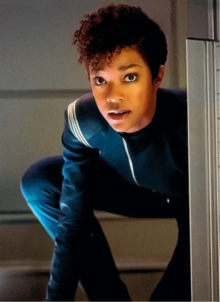  ??  ?? The Walking Dead’s Sonequa Martin-Green has traded the undead for aliens on Star Trek: Discovery.