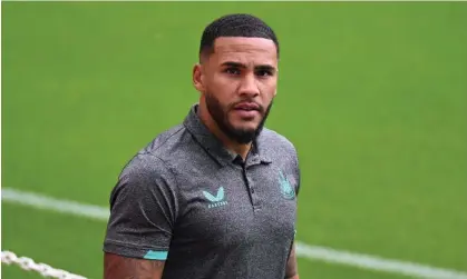  ?? ?? Jamaal Lascelles was involved in a brawl at 4am outside a Newcastle nightclub in August. Photograph: Richard Lee/Shuttersto­ck