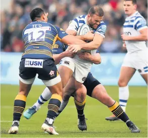  ??  ?? Jamie Roberts produced some big carries at Sixways