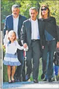  ?? CEDOC PERFIL ?? FAMILIA. Carla, junto a Nicolas Sarkozy y su pequeña Giulia.