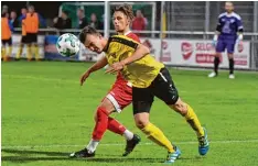  ?? Foto: Marcus Merk ?? In der Relegation zur Landesliga kickte der TSV Gersthofen (vorne Daniel Biehal) den TSV Aindling raus. Nun sieht man sich in der Bezirkslig­a wieder.