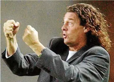  ??  ?? Fairytale outing: Coach Bruno Metsu reacts during Senegal’s 2002 World Cup quarter-final match against Turkey in Osaka. — AP