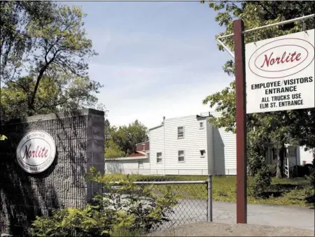  ?? FILE PHOTO ?? This file photo shows the Saratoga Street entrance to the Norlite Lightweigh­t Aggregate plant in the City of Cohoes.