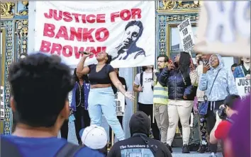  ?? Scott Strazzante San Francisco Chronicle ?? THE DECISION not to charge Michael Earl- Wayne Anthony, the guard who fatally shot Banko Brown outside a Walgreens, has drawn public outrage in San Francisco — a progressiv­e city that failed both Black men.