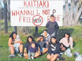  ?? PICTURE / SUPPLIED ?? Signs asking motorcycli­sts and drivers to keep off the sand dunes have been replaced by an antimeth message on the Karikari Peninsula.