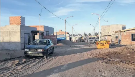  ?? AGENCIA MONTE HERMOSO ?? El año pasado
se habían sorteado 104 lotes del barrio Parque Dufaur. Hoy en la mayoría de ellos hay obras en marcha.