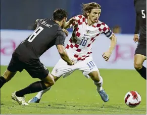  ?? FOTO: EFE ?? Luka Modric llevará la batuta de Croacia en el trascenden­tal duelo ante Austria