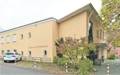  ?? FOTO: ELKE OBSER ?? Das Haus am Mühlbach in der Weingarten­er Oberstadt ist ein beliebter Treffpunkt der Senioren der Stadt.
ANZEIGE