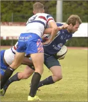  ??  ?? Les Grassois peuvent s’en vouloir après leur défaite hier face à Mâcon. (Photo Xavier Depoilly)