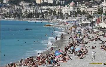  ??  ?? Si la pandémie reste sous contrôle, la saison touristiqu­e, déjà très encouragea­nte à la fin juillet, pourrait s’avérer être un excellent cru.