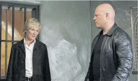  ??  ?? EXPERIENCE: Producers of ‘The Shield’ brought in Glenn Close to hold her own with series star George Chiklis.