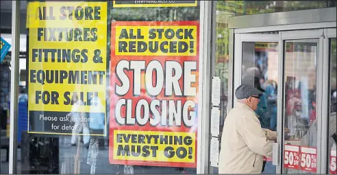  ??  ?? The BHS store in Glasgow’s Sauchiehal­l Street is among 114 stores nationwide which will close in less than a month