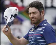  ?? JAE C. HONG - THE ASSOCIATED PRESS ?? Louis Oosthuizen, of South Africa, tips his cap after finishing on the 18th green during the final round of the U.S. Open Golf Championsh­ip, Sunday, June 20, 2021, at Torrey Pines Golf Course in San Diego.