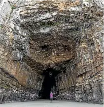  ??  ?? The entrance to one of the expanses of Cathedral Caves is only accessible at low tide.