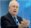  ??  ?? Ex magistrato Kenneth Starr, 72 anni