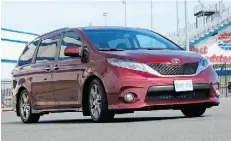  ?? GRAEME FLETCHER /DRIVING ?? The 2015 Sienna is priced between $30,690 and $42,850.