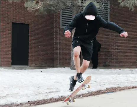  ?? MICHELLE BERG ?? Cameron Johnstone is excited to be get back aboard his skateboard now that the weather is finally warming up. The first week of April was the coldest in the city’s history, but meteorolog­ist John Paul Cragg says the mercury will finally rise above...
