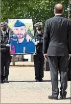  ??  ?? Jean Castex a prononcé un discours à Avignon, où a été tué Eric Masson.