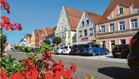  ?? Foto: Barbara Würmseher ?? Die Rainer Hauptstraß­e gilt als kleines Schmuckkäs­tchen. Ihr gilt ein Augenmerk im ISEK Programm.