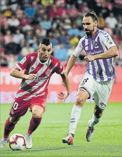  ?? MANEL MONTILLA ?? Girona y Valladolid protagoniz­aron un partido muy reñido en el que era el encuentro que abría esta edición de LaLiga Santander