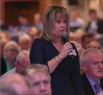  ??  ?? Cork GAA County Board vice-chairperso­n Tracey Kennedy addresses the floor during this year’s GAA Annual Congress in Carlow