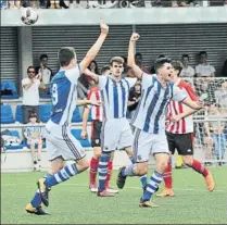  ?? FOTO: UNANUE ?? Suspense El árbitro tardó en dar el gol