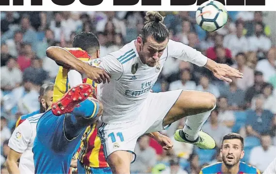  ?? FOTO: EFE ?? Gareht Bale apenas apareció el pasado domingo contra el Valencia El público del Bernabéu mostró su enfado hacia el galés silbándole durante varios momentos del partido