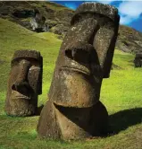  ?? ?? Monumental: Easter Island heads