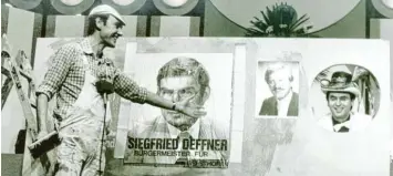  ?? Foto: Archiv Karl-Heinz Wagner ?? Im Wahlkampf 1984 nahm Alfred Steiner die Kandidaten Siegfried Deffner, Hermann Fendt und den Kol-La-Sitzungspr­äsidenten Karl-Heinz Wagner auf die Schippe.