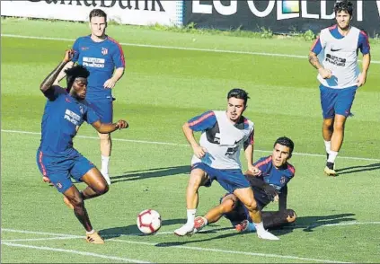  ?? FOTO: EFE ?? El Atlético de Madrid sigue entrenando en la Ciudad Deportiva de Majadahond­a