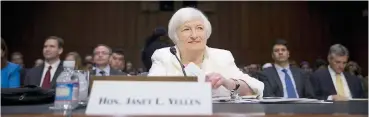  ??  ?? Al vertice della Fed. Janet Yellen ieri davanti alla commission­e Bancaria del Senato